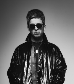 Noel Gallagher s High Flying Birds pubblicato Dead to the World il nuovo singolo