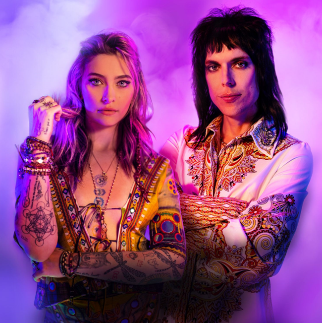 THE STRUTS e PARIS JACKSON online il video LOW KEY IN LOVE