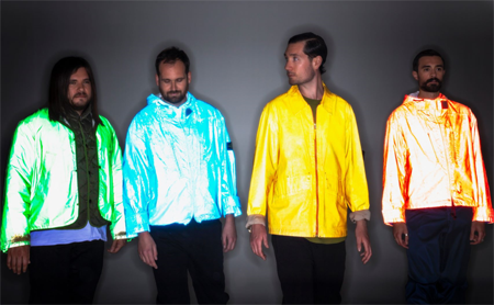 BASTILLE anticipano luscita dellalbum con DISTORTED LIGHT BEAM BASTILLE anticipano luscita dellalbum con DISTORTED LIGHT BEAM